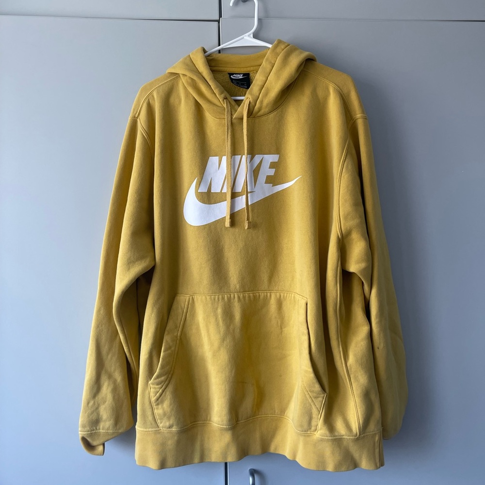 NIKE YELLOW HOODIE UNISEX US XL